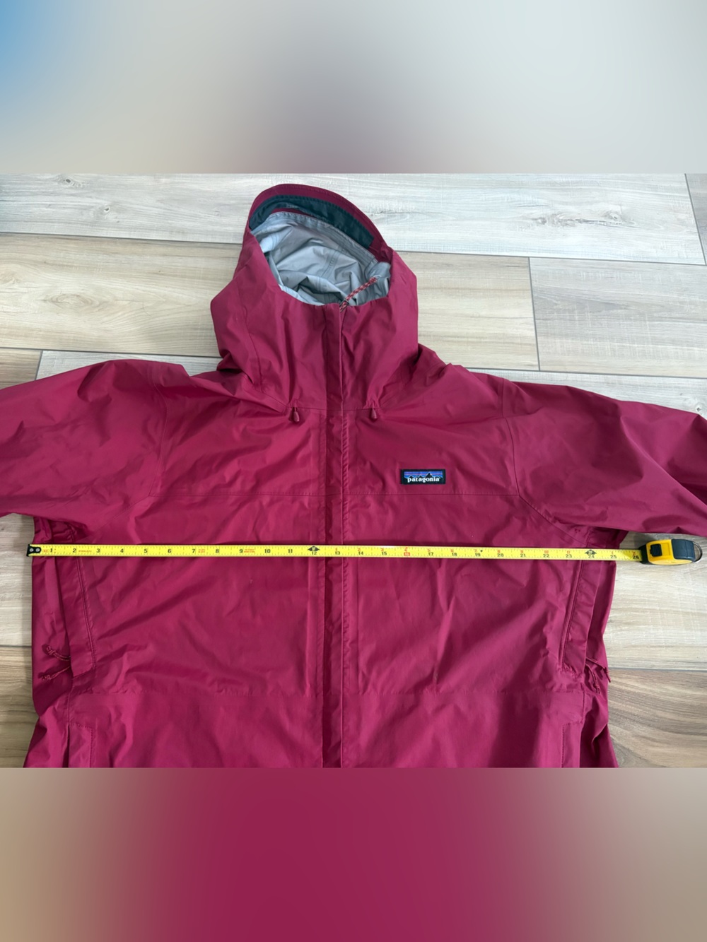 Patagonia Pink Rain Jacket - Picture 6 of 8